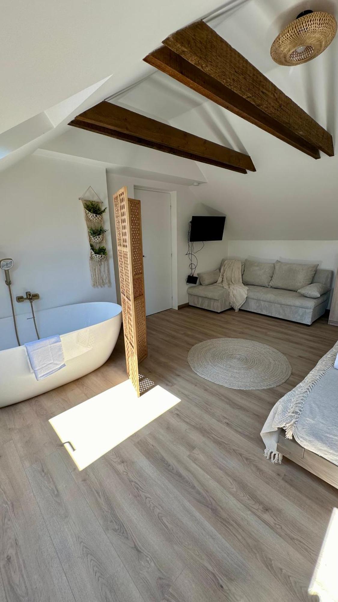 Villa Antara Szeged Esterno foto